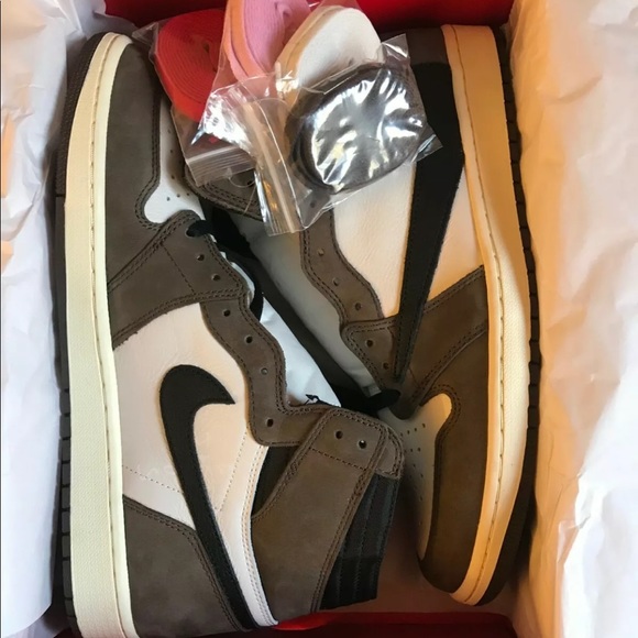 Jordan Retro 1 Travis Scott Cactus Jack